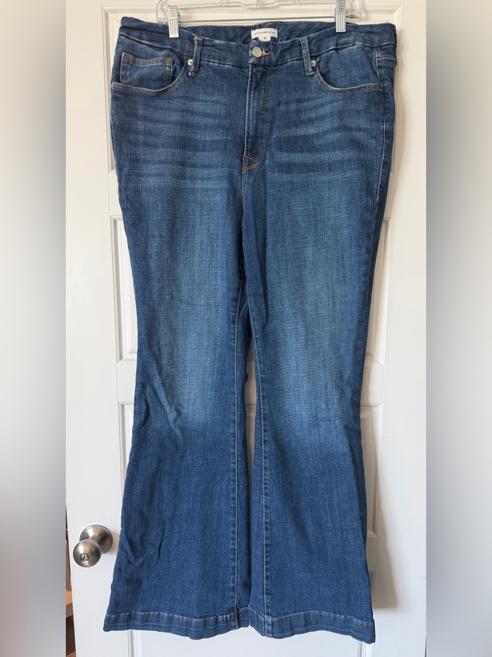 Good American Good Legs Flare Jeans